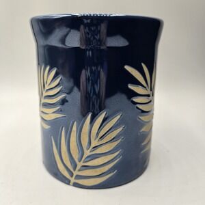 Bath & Body Works Blue Palm Fronds Pedestal Stand for 3 Wick Candles (14.5 oz)